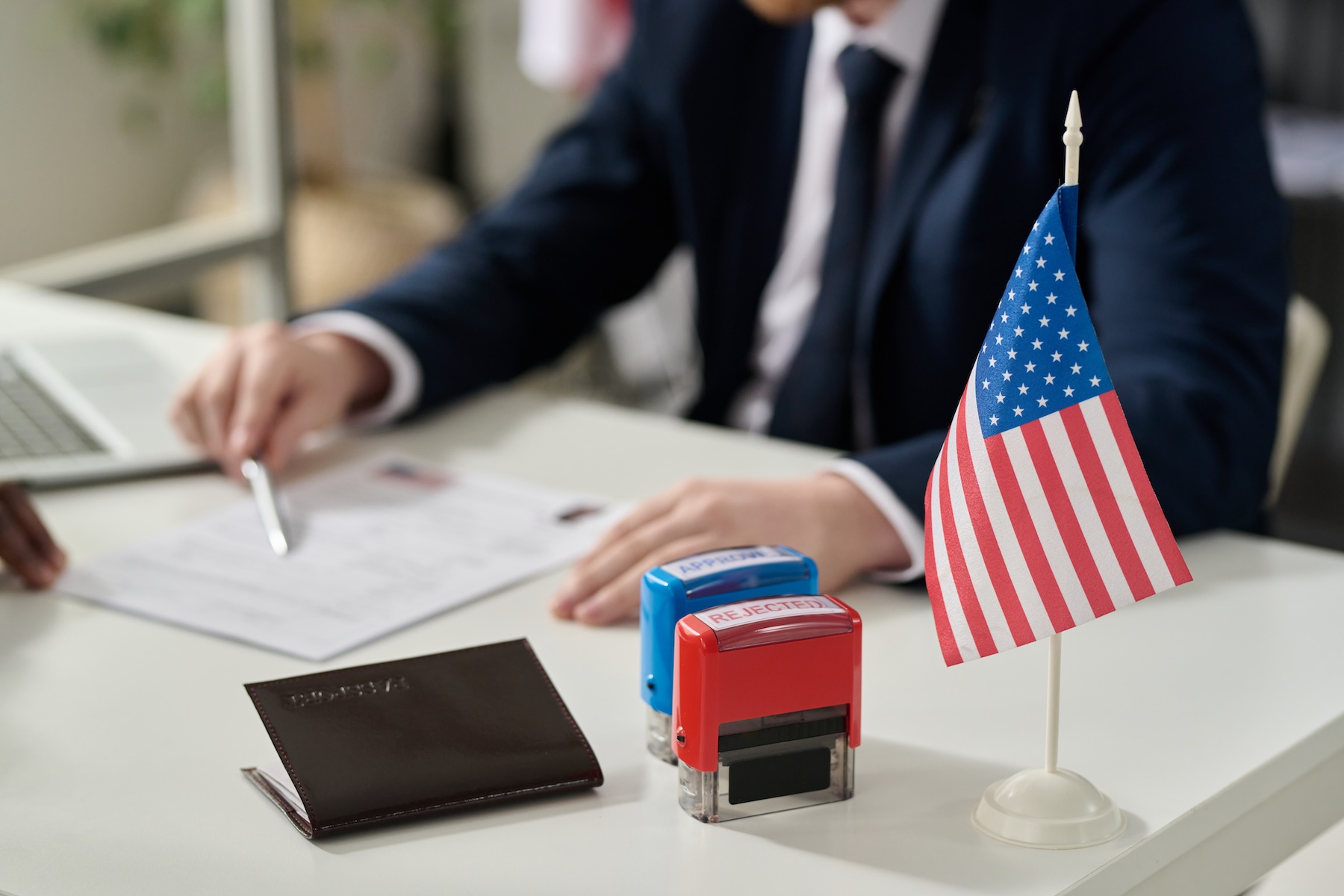 No necesitas la lotería de visas: cómo mudarte legalmente a EE.UU. invirtiendo en una franquicia